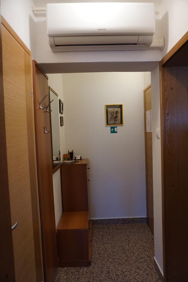 Apartments Ziher Загреб Экстерьер фото
