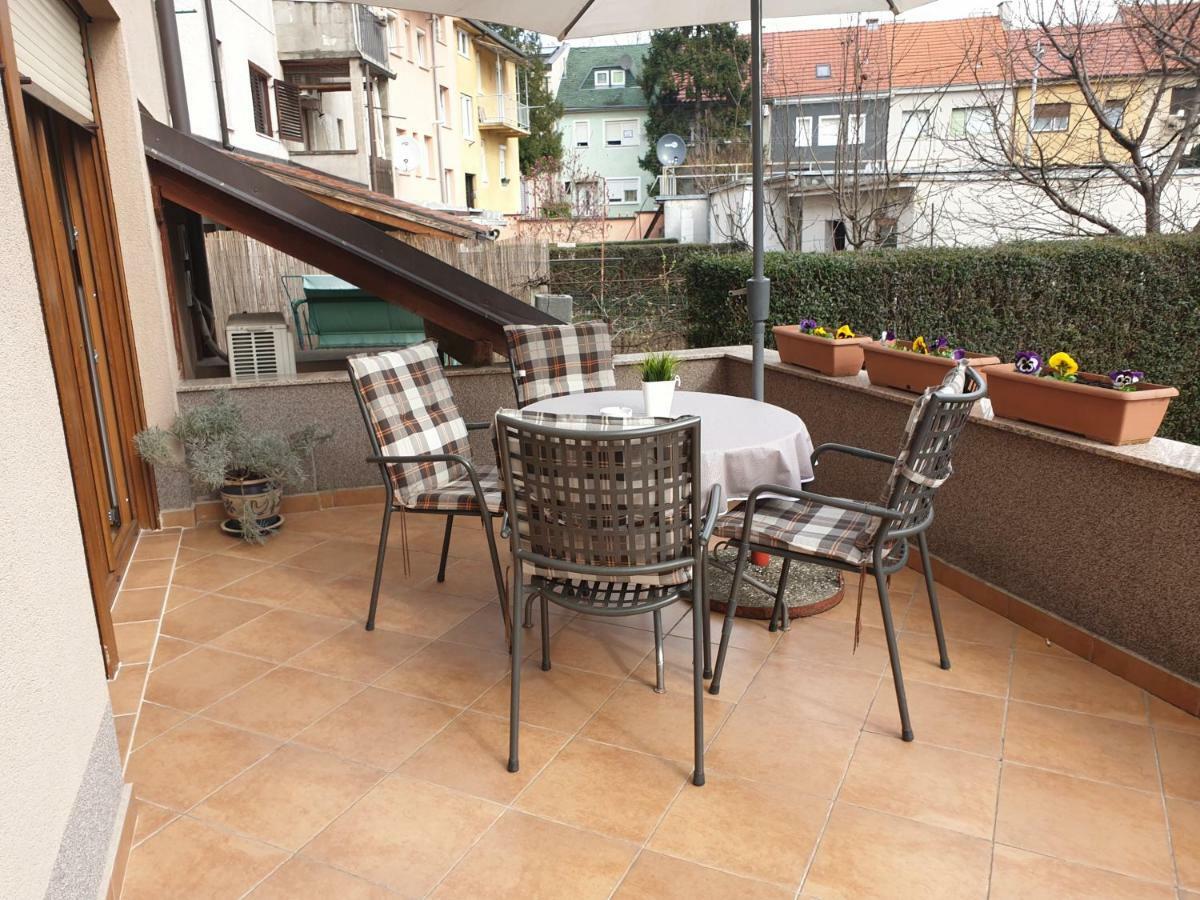 Apartments Ziher Загреб Экстерьер фото
